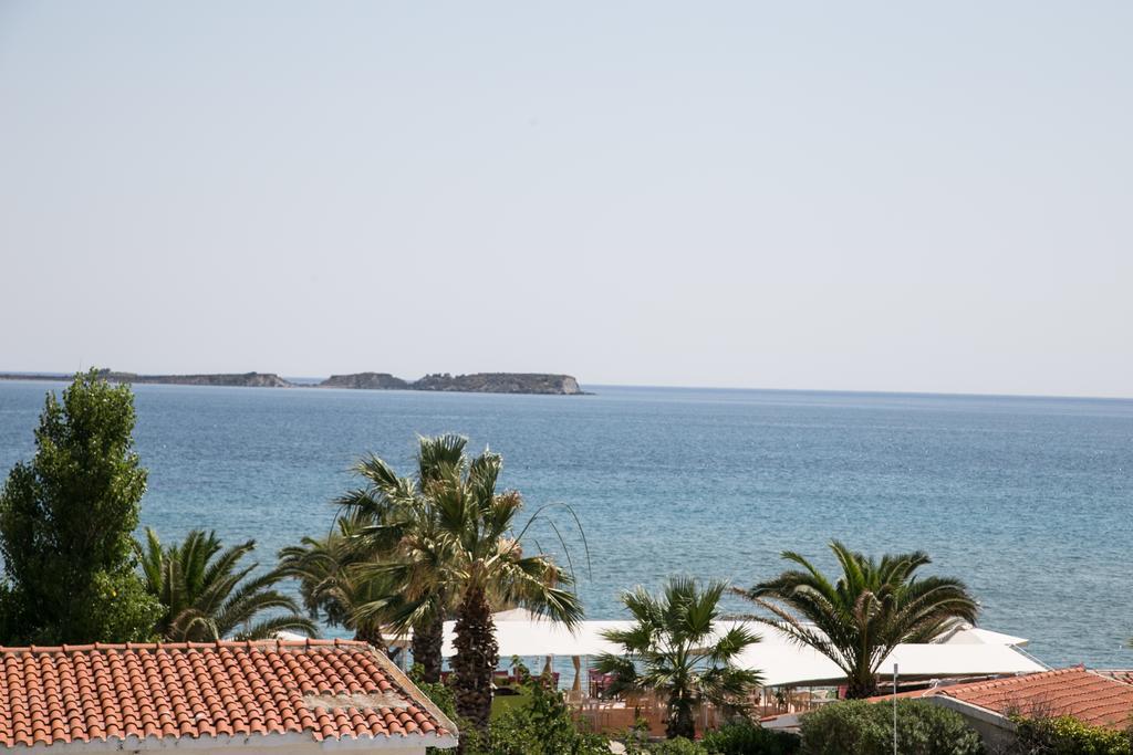 Kefalonia Beach Hotel&Bungalows Lixouri Zimmer foto